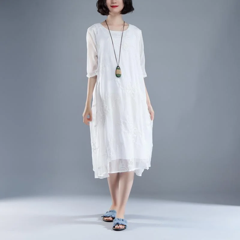 trendy maxi dresses bohemian style Flower Summer Fake Two-piece Retro White Dress Trendy Fit-and-Flare Maxi Dress trendy maxi dresses bohemian style Flower Summer Fake Two-piece Retro White Dress Trendy Fit-and-Flare Maxi Dress