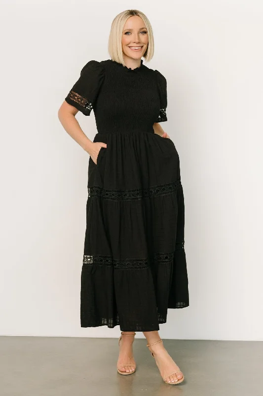 Loveland Geo Lace Maxi Dress | Black Cozy Wrap Maxi Dress