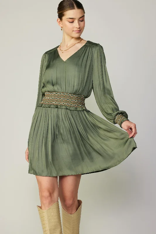 OLIVE GREEN