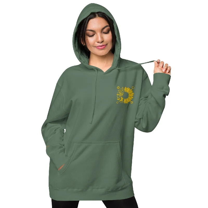 Embroidered Sunflower Unisex Pigment-Dyed Hoodie Hoodie with Oversized Fit Loose Comfortable Embroidered Sunflower Unisex Pigment-Dyed Hoodie Hoodie with Oversized Fit Loose Comfortable
