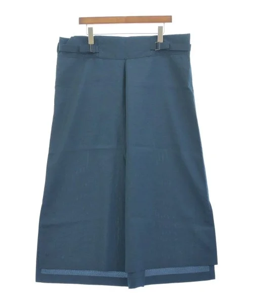 ISSEY MIYAKE Cropped pants Chic Wool Trousers