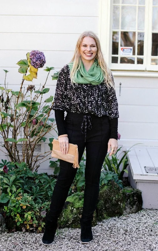 Sigourney Pant Trendy High-Waist Trousers