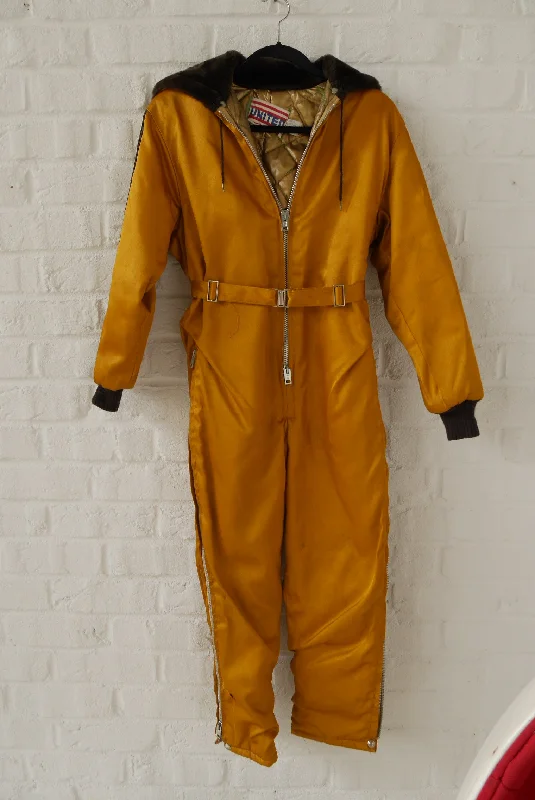United Ski suit insulated 1950s Vintage hooded ski suit Hoodie with Elastic Waist Stretchable Comfortable United Ski suit insulated 1950s Vintage hooded ski suit Hoodie with Elastic Waist Stretchable Comfortable